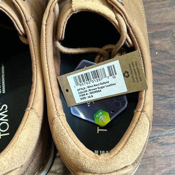 TOMS Men's, Navi Oxford 10019564 Brown Sugar Leather. New without box. 10.5 - Picture 5 of 7